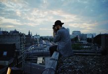 Phil Yisrael over zijn Instagram account Phil Yisrael
