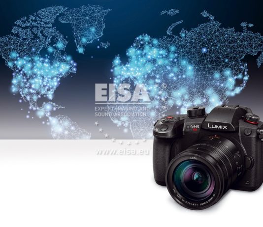 EISA PHOTO VIDEO CAMERA 2018-2019: Panasonic LUMIX DC-GH5S De Panasonic LUMIX DC-GH5S camera is ontworpen voor veeleisende videomakers. De 10,2 megapixel Four Thirds-sensor biedt dubbele ISO-gevoeligheden, voor de beste beeldkwaliteit bij weinig licht.