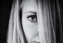 100 FACESTORIES – Portretten in beeld en tekst FACESTORIES