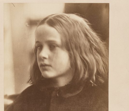 Iconen in de fotografie: Julia Margaret Cameron foto Julia Margaret Cameron. Meisje Annie