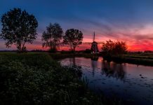 Het Mondriaanhuis – Aan het Gein
