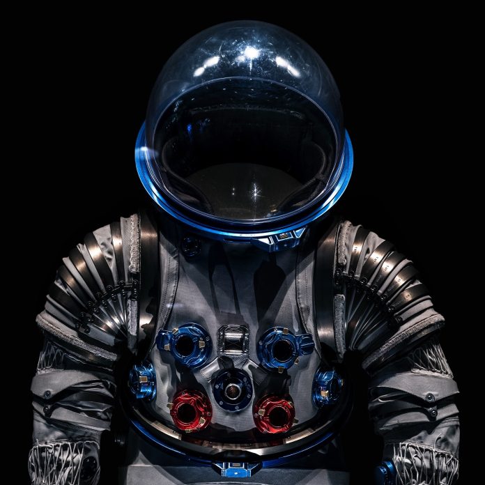 focus-magazine-Christian Voigt - Litton B1-A Advanced Extra-Vehicular Suit, 1969, USA Christian Voigt
