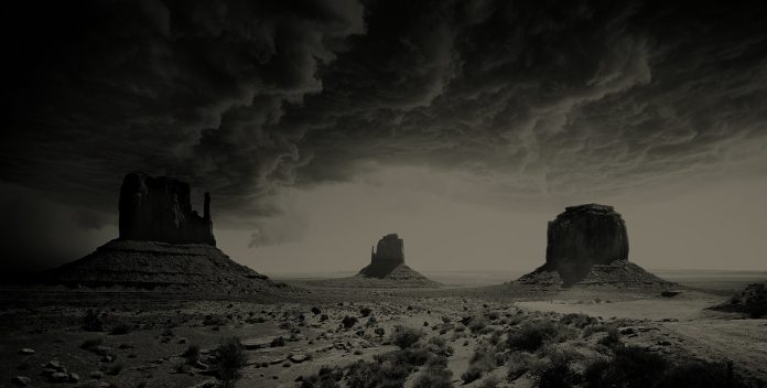 MonumentValley-Utah_Erik Hijweege Erik Hijweege