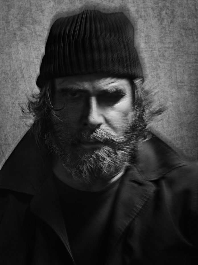 focus-magazine-SELFPORTRAIT_HANGAR_©stephan_vanfleteren Stephan Vanfleteren