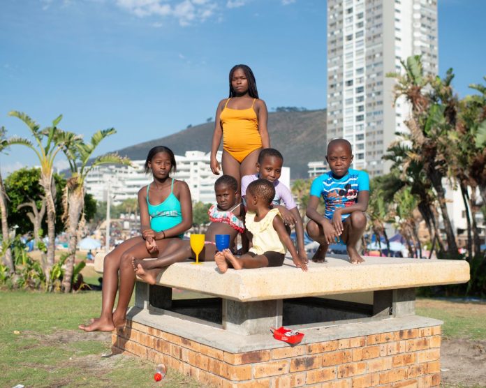 Awurve, Lumi, Ezile, Omphile, Amahle and Misavuyo,Sea Point Pavilion, Cape Town Michelle Sank