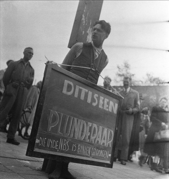 De ondergedoken camera
