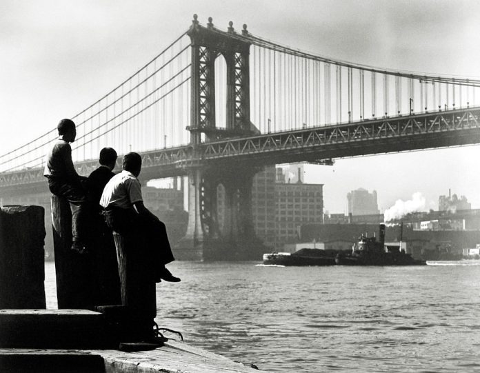 Roth - Boys on East River Photo League